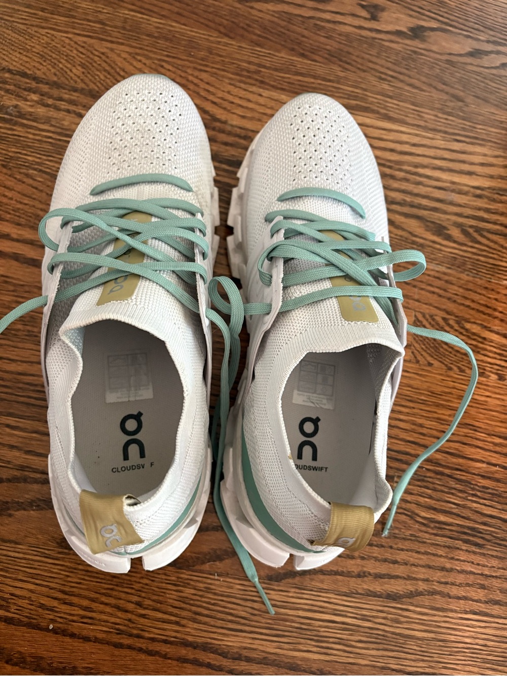 On Cloud Men’s sneakers - Picture 2 of 4